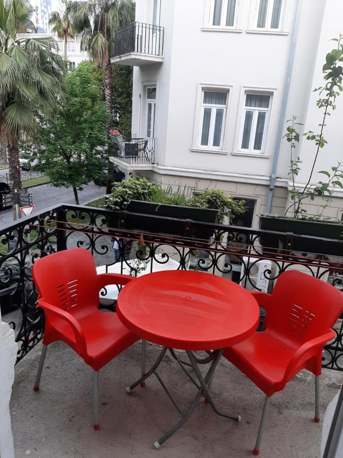 Центр Города Батуми Apartment Rustaveli 13 Bagian luar foto